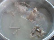 美味酸菜羊肉汤做法图解5)