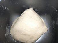 诱人的豆沙土司做法图解3)