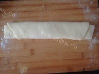 自制芝麻酱花卷做法图解3)