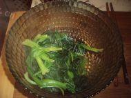 诱人的姜汁菠菜做法图解3)