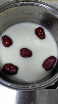 美味的豆浆冰糖粥做法图解2)