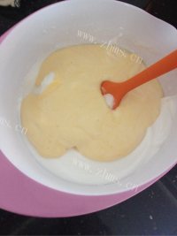珍馐美味的原味戚风蛋糕做法图解15)