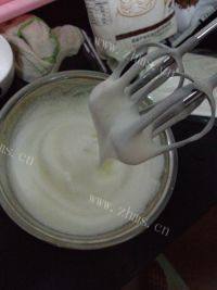 手工巧克力蛋糕做法图解5)