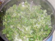 不一样的蒸芹菜叶做法图解4)
