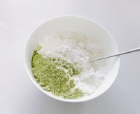 美味的菠菜凉皮做法图解1)