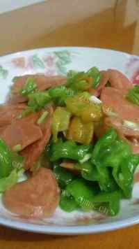 家常菜青椒火腿