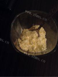 自制牛奶马蹄糕做法图解4)