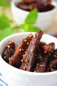 诱人的麻辣牛肉干