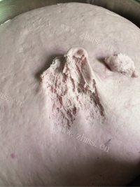 自制紫薯花卷做法图解8)
