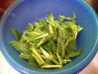 家常菜清炒白菜苔做法图解1)