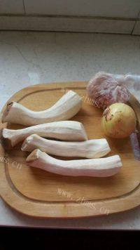 很有食欲的肉末杏鲍菇做法图解1)