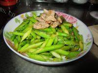 肉炒芦笋做法图解11)