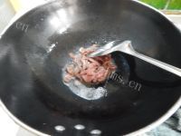 家常菜茭白炒牛肉做法图解11)