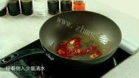 美味的番茄虾仁锅巴做法图解6)