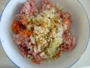 多层肉饼做法图解1)