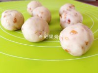自制花生可可广式月饼做法图解5)