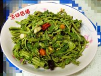 简单的凉拌香椿