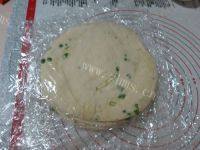 自己做的手抓葱油饼做法图解19)