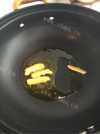 唇齿留香的红烧鲳鱼做法图解2)