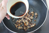 美味的香菇油饭做法图解7)