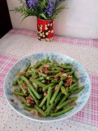 家常菜长豆角炒肉丝