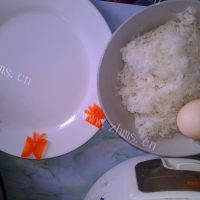 美味的花朵饭团做法图解2)