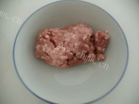 百吃不厌的猪肉大葱包子做法图解5)