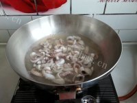 可口的韩式辣酱炒鱿鱼做法图解1)