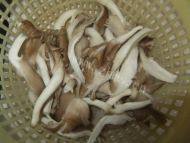 双菇肉片做法图解4)
