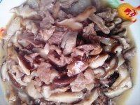 家常菜香菇炒肉丝