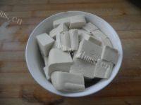 简单易做的鱼头豆腐汤做法图解2)