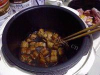 色味俱全的东坡肉