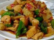 口感丰富的辣炒鸡丁