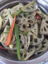 家常菜清炒莲藕