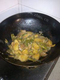 好吃的芸豆炖土豆做法图解8)