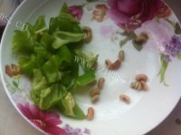 美味的青椒老豆角做法图解2)
