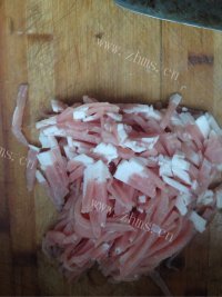 家常菜肉丝炒咸菜做法图解1)