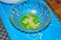 美味的托斯卡纳面包沙拉做法图解2)
