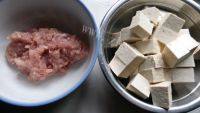 诱人的肉末烧豆腐做法图解1)