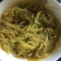 家常菜凉拌莴笋丝做法图解5)