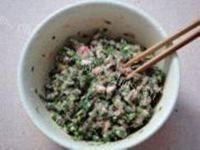 诱人的韭菜猪肉馅饼做法图解4)