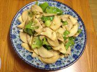 香味四溢的青椒炒杏鲍菇