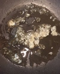 色香味俱全的红烧肉做法图解3)