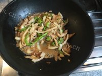 好吃的洋葱猪柳做法图解9)