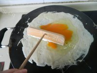 玉盘珍馐的煎饼果子做法图解7)