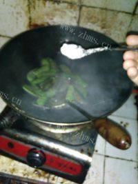 易做的清炒扁豆做法图解4)