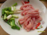 绿色食物之苦瓜炒肉做法图解3)
