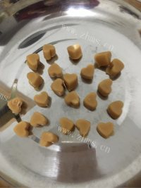 好吃的原味太妃糖做法图解8)