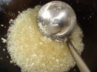 蒜蓉粉丝蒸大虾做法图解5)