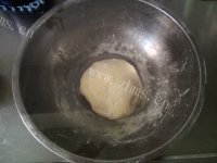 好吃的黑胡椒鸡肉披萨做法图解3)